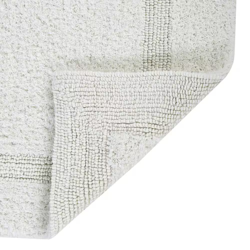 Lux Collection Ivory 30 In. X 30 In. 100% Cotton Reversible Race Track Pattern Bath Rug