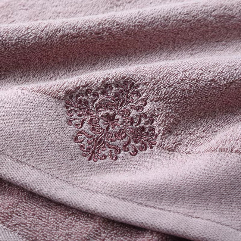 New Luxury Embroidery Adult Bath Towels Bathroom 140*80 Cm Large Soft Cover Hotel for Home Blanket Decoration Terry Wedding Gift