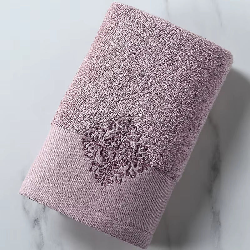 New Luxury Embroidery Adult Bath Towels Bathroom 140*80 Cm Large Soft Cover Hotel for Home Blanket Decoration Terry Wedding Gift