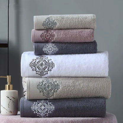 New Luxury Embroidery Adult Bath Towels Bathroom 140*80 Cm Large Soft Cover Hotel for Home Blanket Decoration Terry Wedding Gift